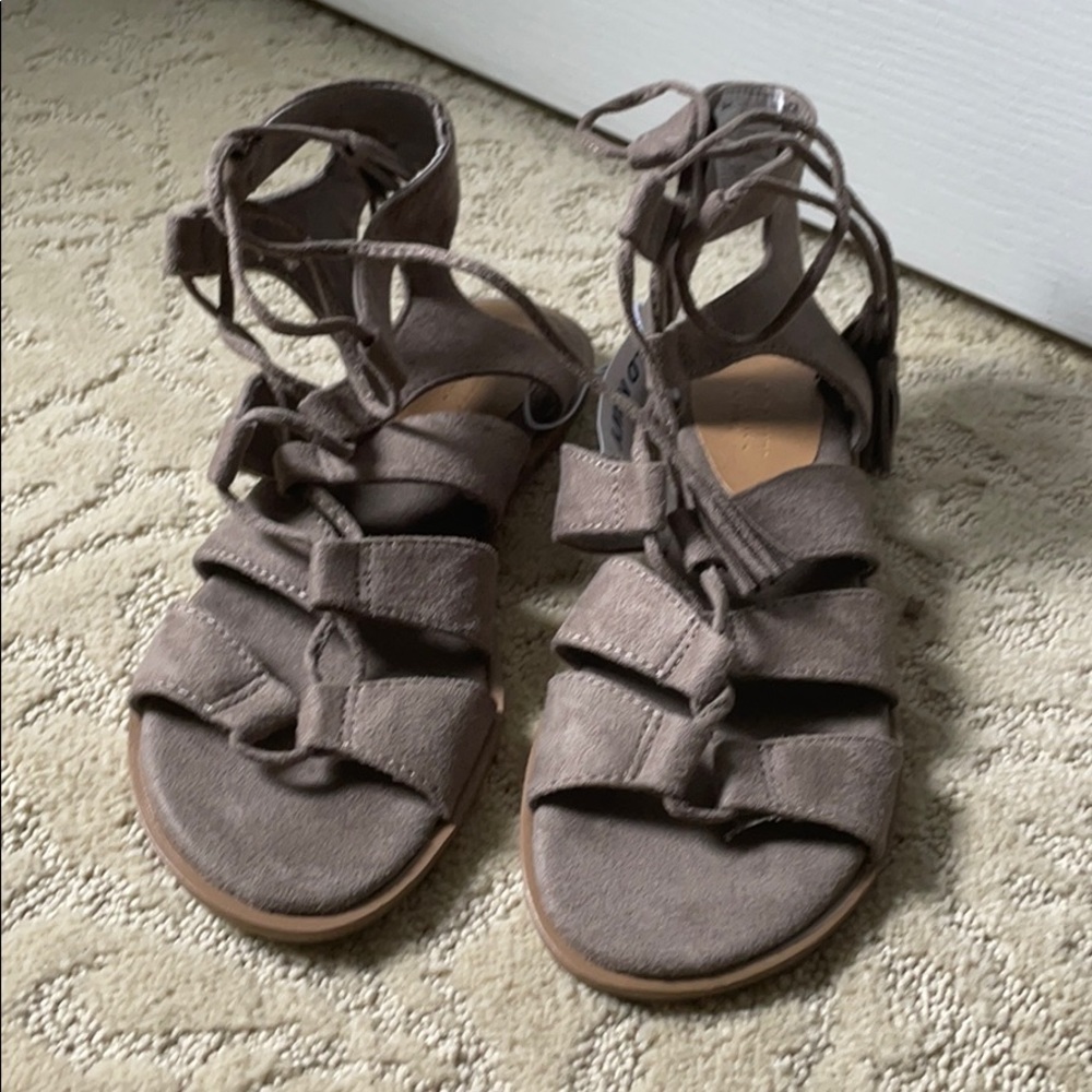 Old navy gladiator sandals